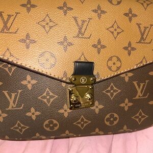 Cross body